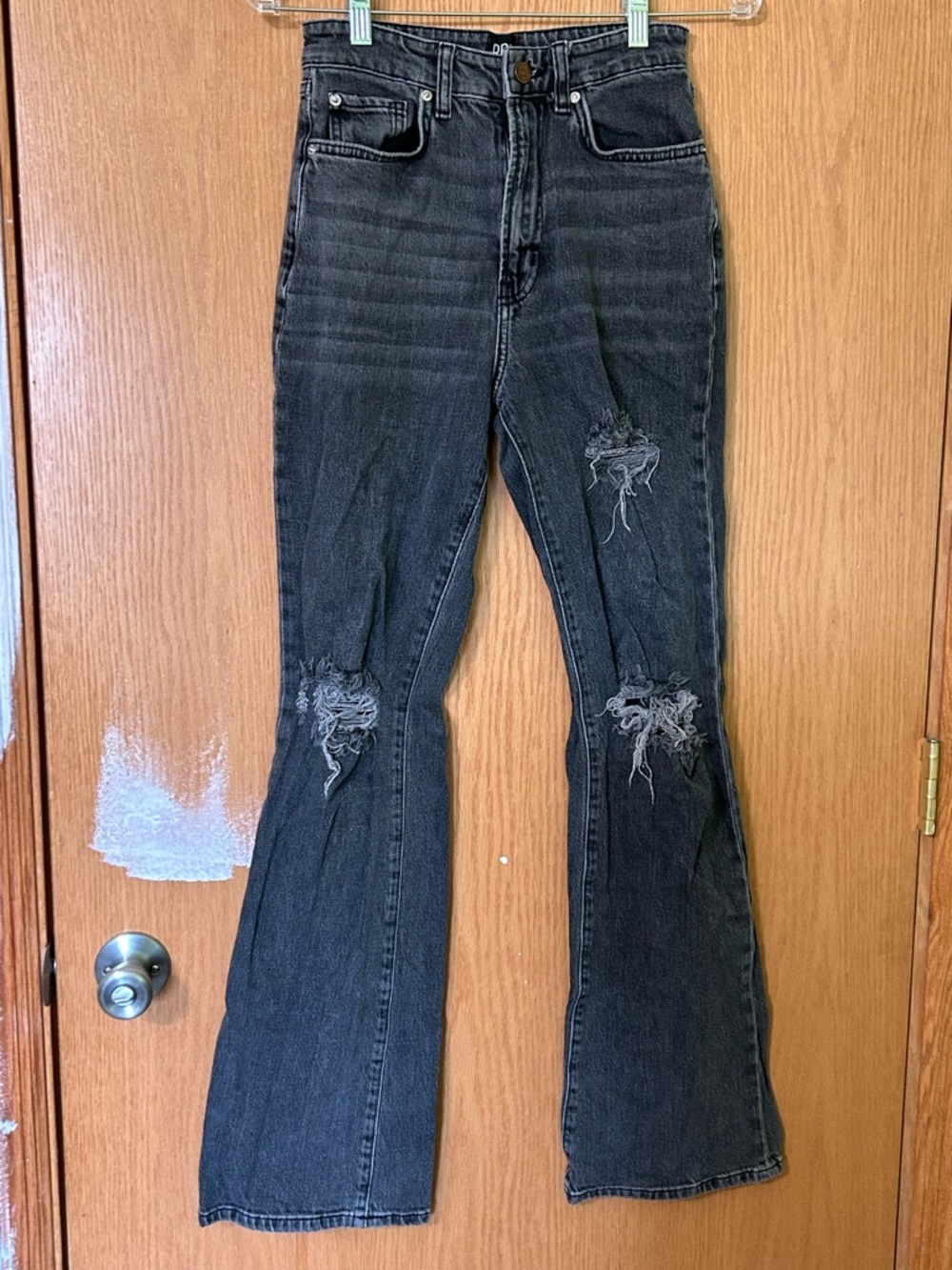 NWOT BDG Urban Outfitters Black Distressed High-Rise Flare Jeans Size 27